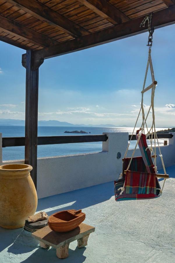 Saronic Seafront Villa Szalamína Kültér fotó
