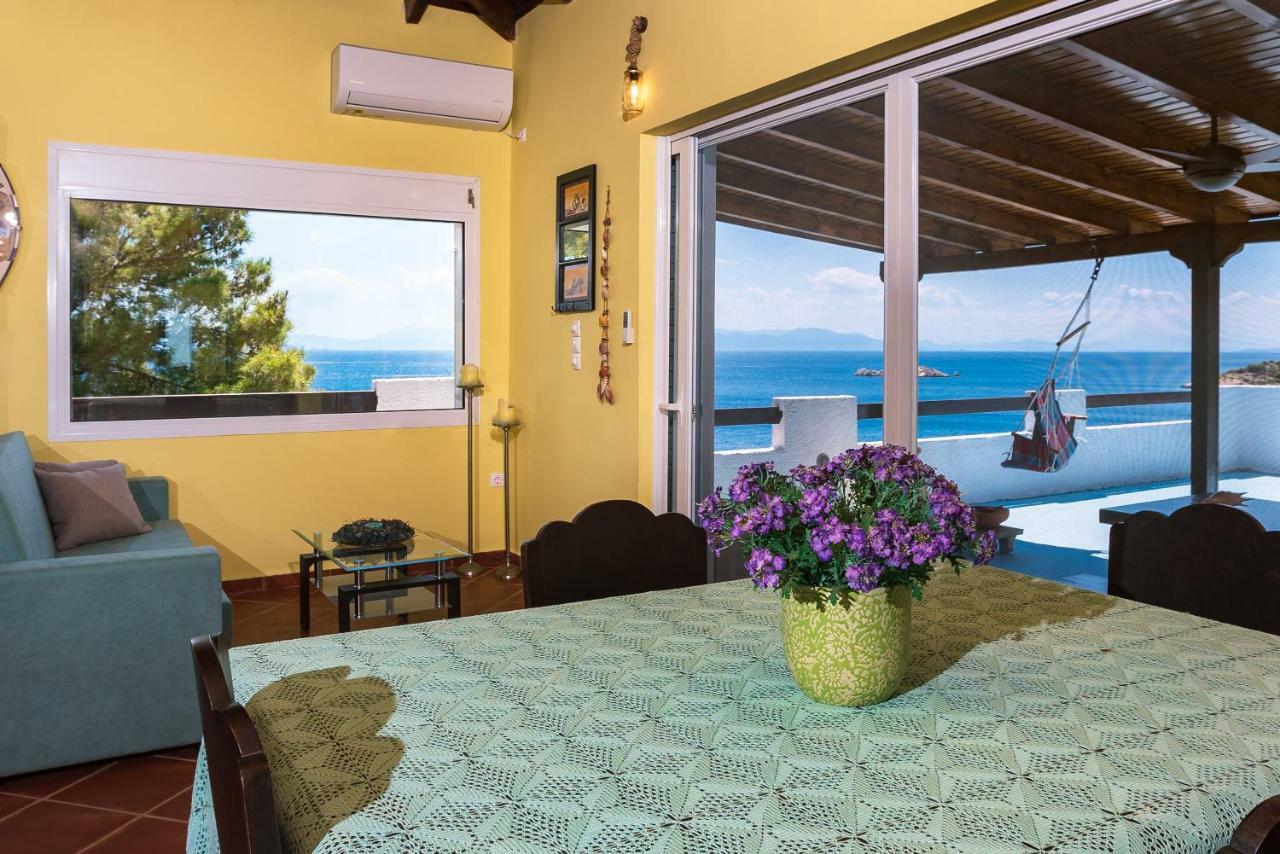 Saronic Seafront Villa Szalamína Kültér fotó