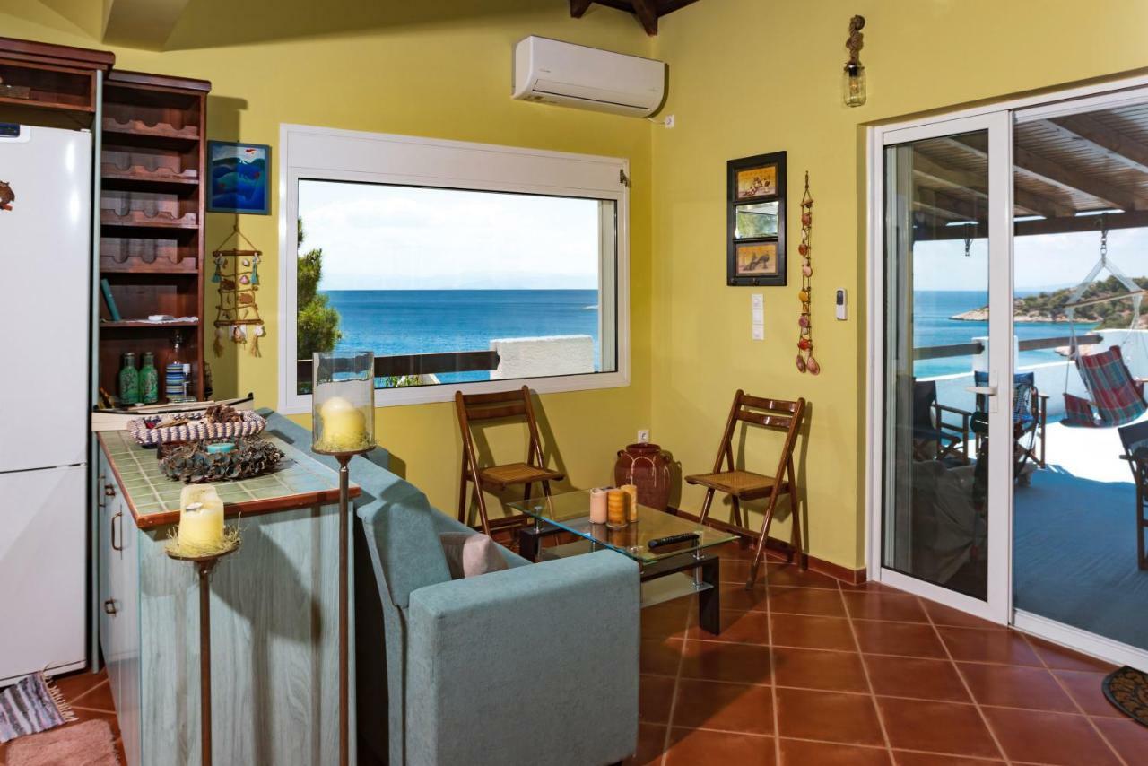 Saronic Seafront Villa Szalamína Kültér fotó