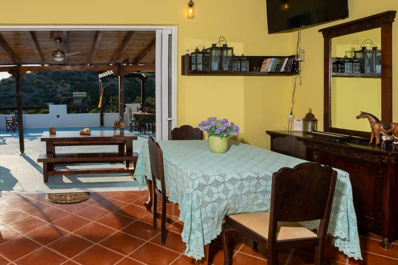 Saronic Seafront Villa Szalamína Kültér fotó